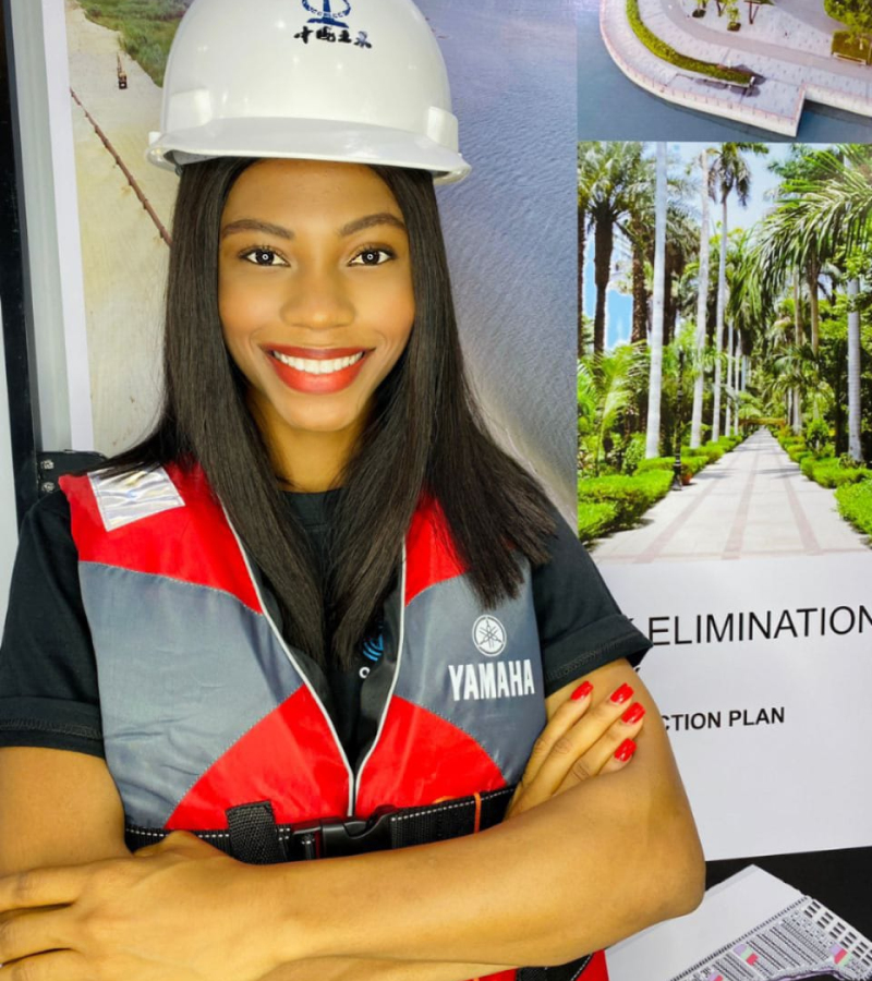 Metrospeed-Staff in Helmet